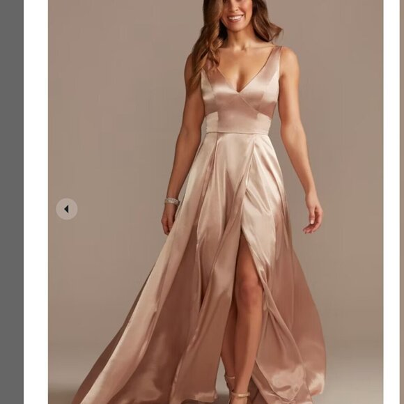 GALINA SIGNATURE Dresses & Skirts - GALINA SIGNATURE charmeuse tankv-neck dress with slit Size 0 NWT